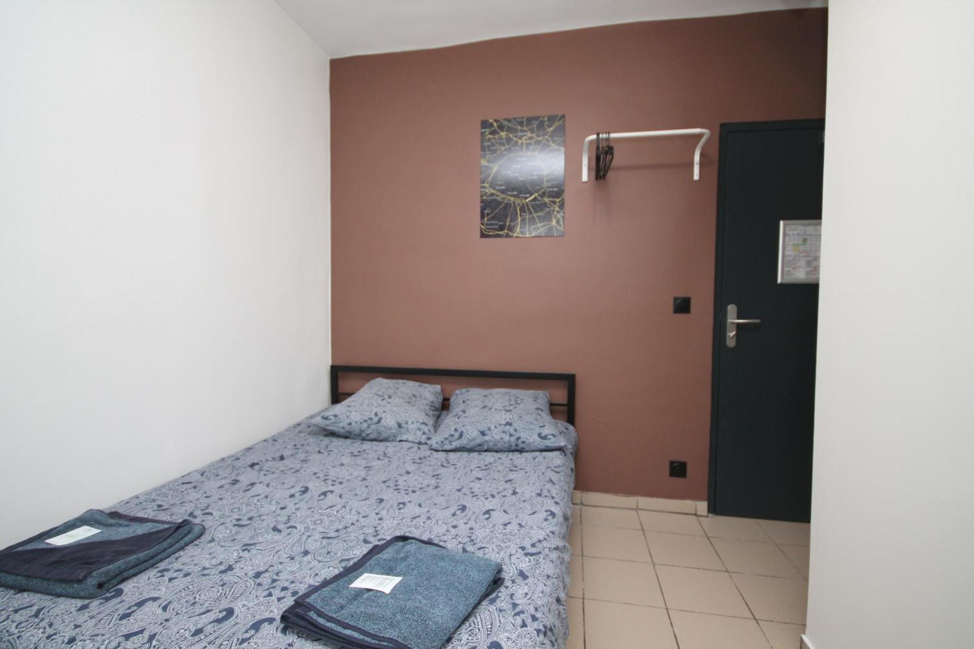 08 - Chambre Proche Paris Et Transports Avec Tv Wifi Saint-Denis  Buitenkant foto